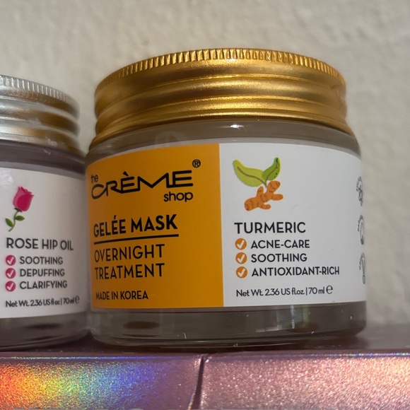 The Creme Shop x Hello Kitty Collab Limited Edition Bundle - Picture 7 of 11